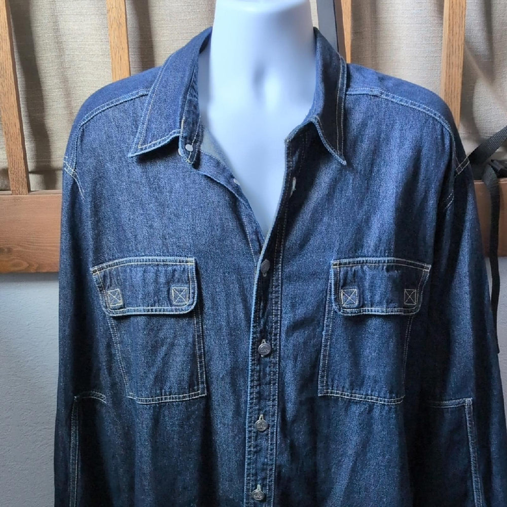 Sample Garment! Levi's Silvertab Men's Button Down Denim Shirt