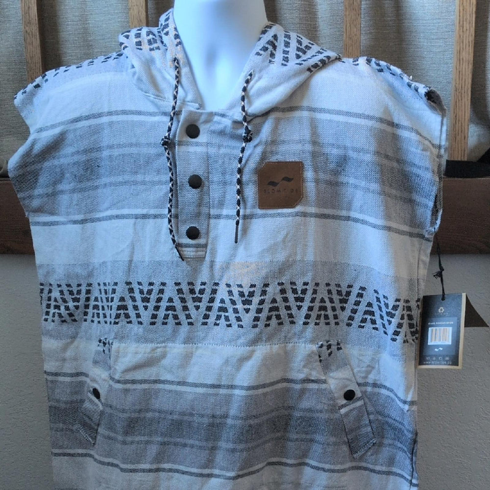 Slowtide Cisco Changing Poncho - Small/Medium