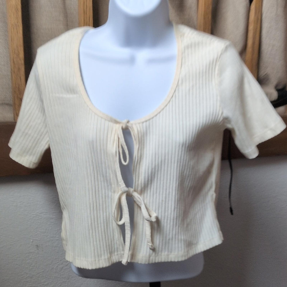 Lisa Says Gah Capri Tie Front Top - Small