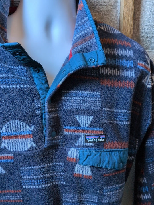 Patagonia Men’s Synchilla Snap-T Pullover in the "River Tribe" size m