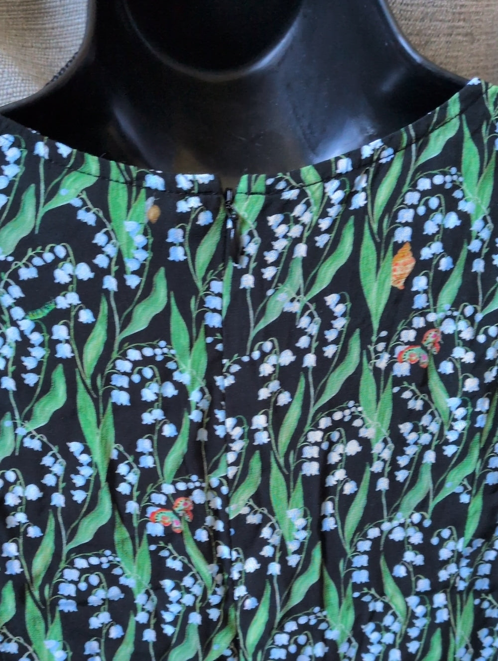 Hill House Home The Dominique Dress  in the Black Lily of the Valley print XS