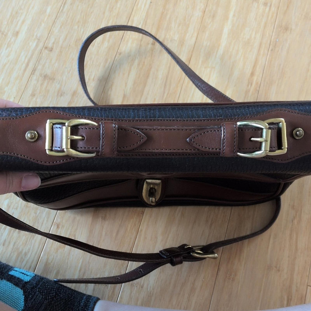 Dooney And Bourke Carrier Leather Bag