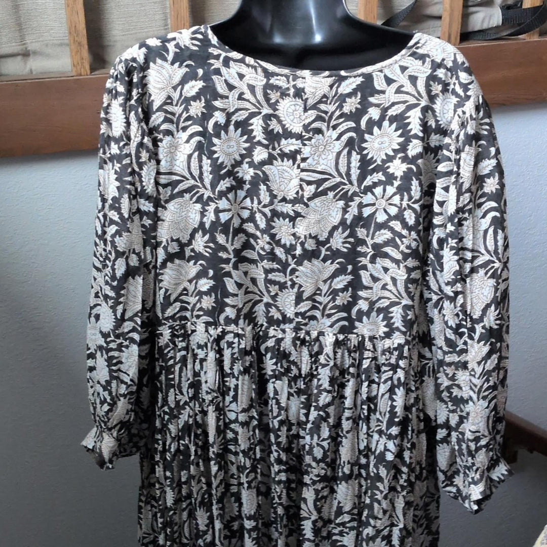Daughters Of India Kyra Midi Dress In pepper - XXL