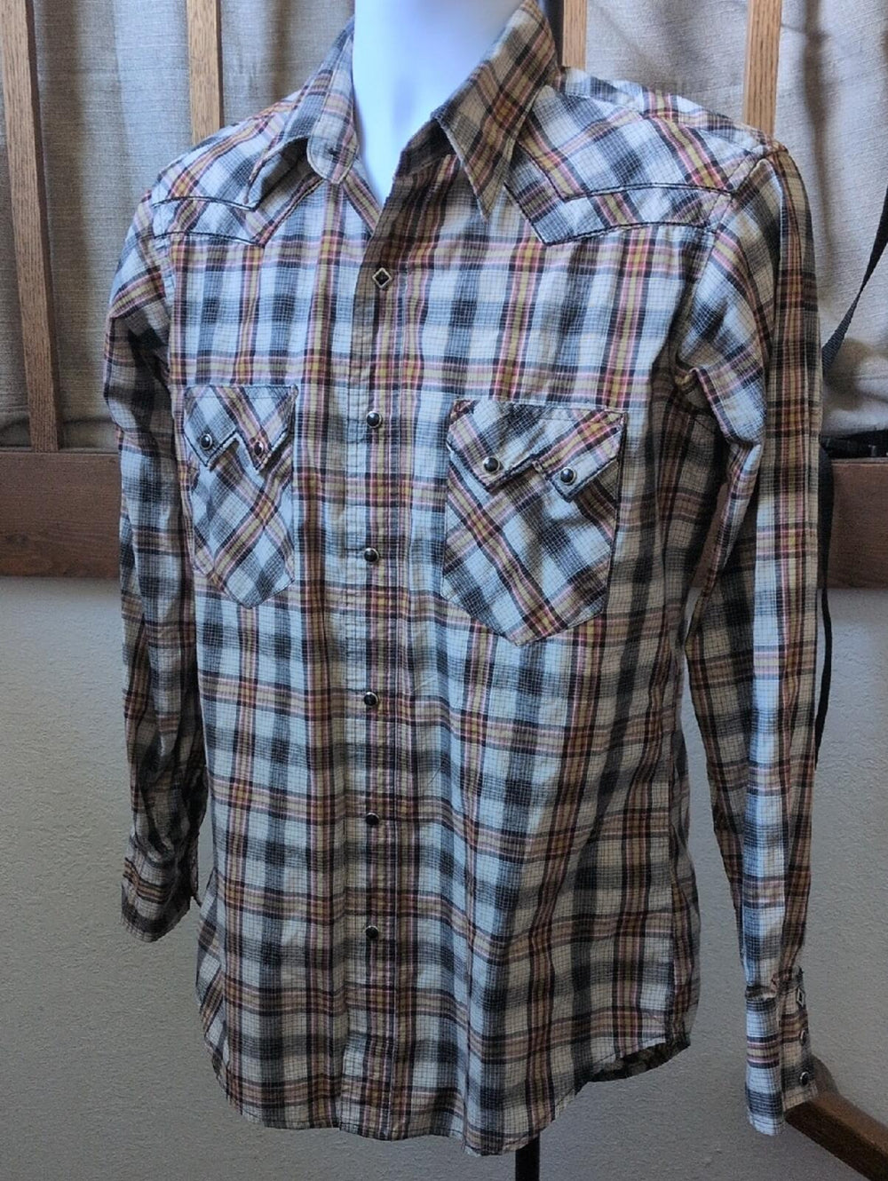 Vintage Wrangler Plaid Pearl Snap Button Down Shirt - Medium