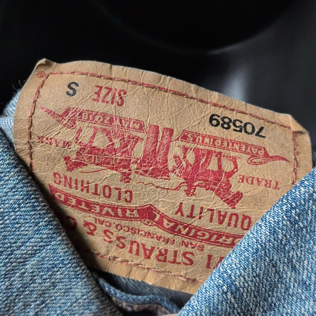 Levi's Mid Denim Jean Jacket - Small