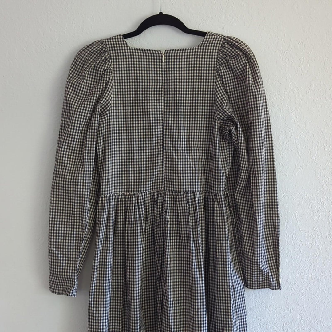 Lisa Says Gah Maddie checked print long sleeve midi dress