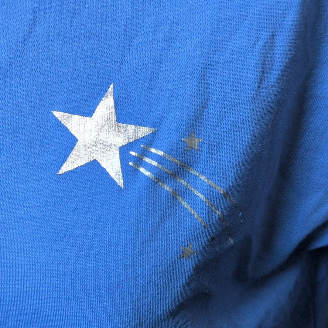 Super Sale! Gap Fit Cropped Star Shirt