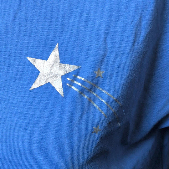 Super Sale! Gap Fit Cropped Star Shirt