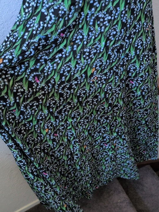 Hill House Home The Dominique Dress  in the Black Lily of the Valley print XS