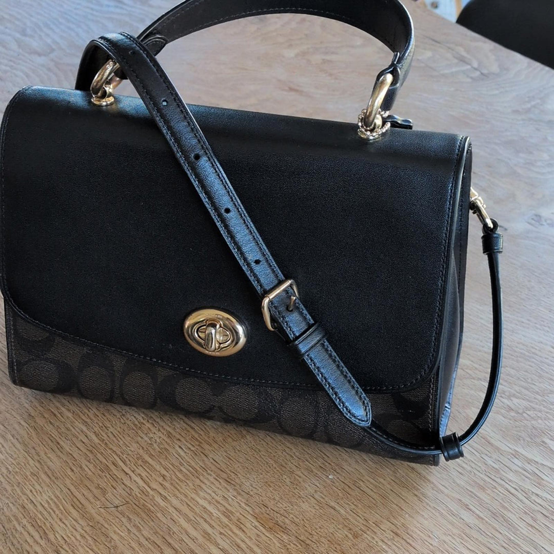 Coach Tilly Top Handle Purse With Dark Signature Print Bottom