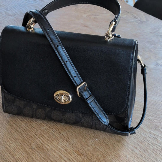 Coach Tilly Top Handle Purse With Dark Signature Print Bottom