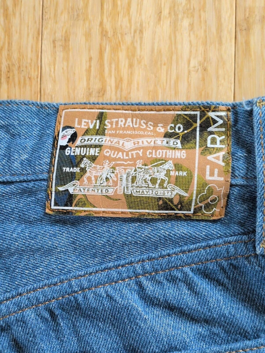 Levi's X Farm Rio Canopy Collage Ribcage Straight Denim Jeans Size 26