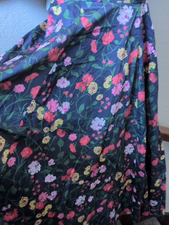 The Matilda Dress In Multi Navy Floral Size Small