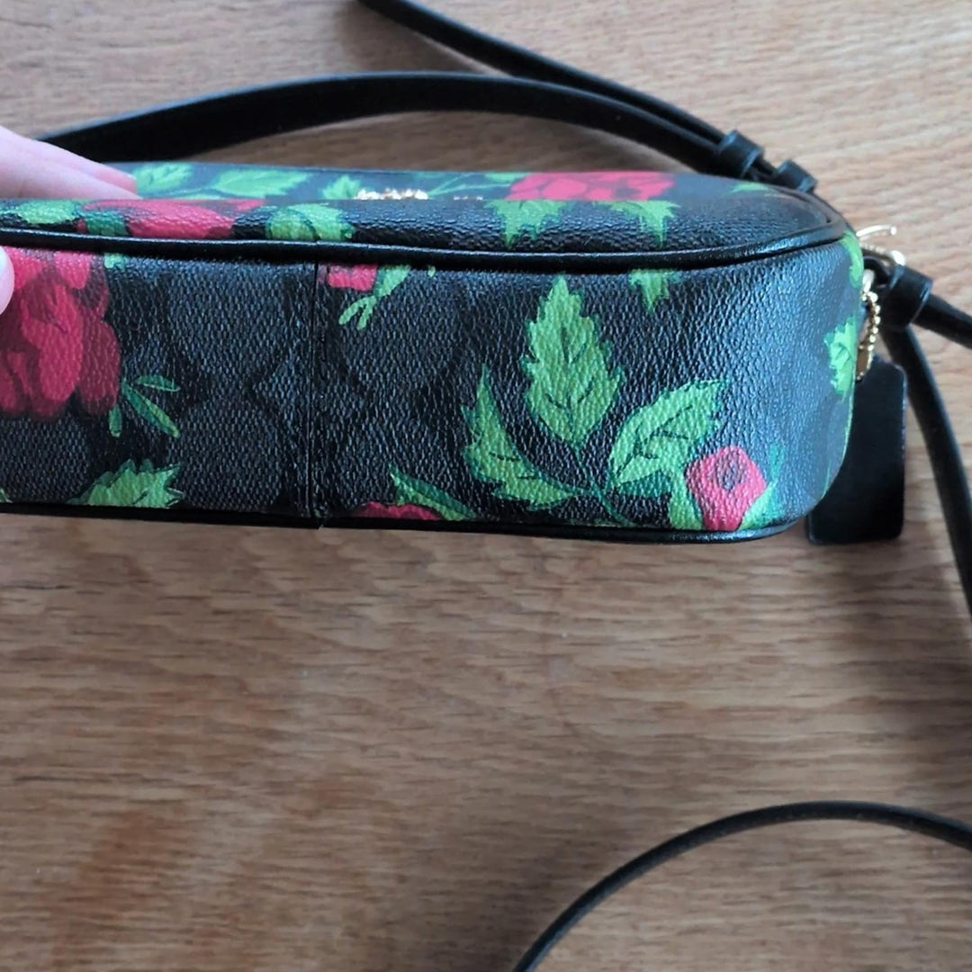 Coach Crossbody Limited Edition Snow White Rose Villians Camera Bag