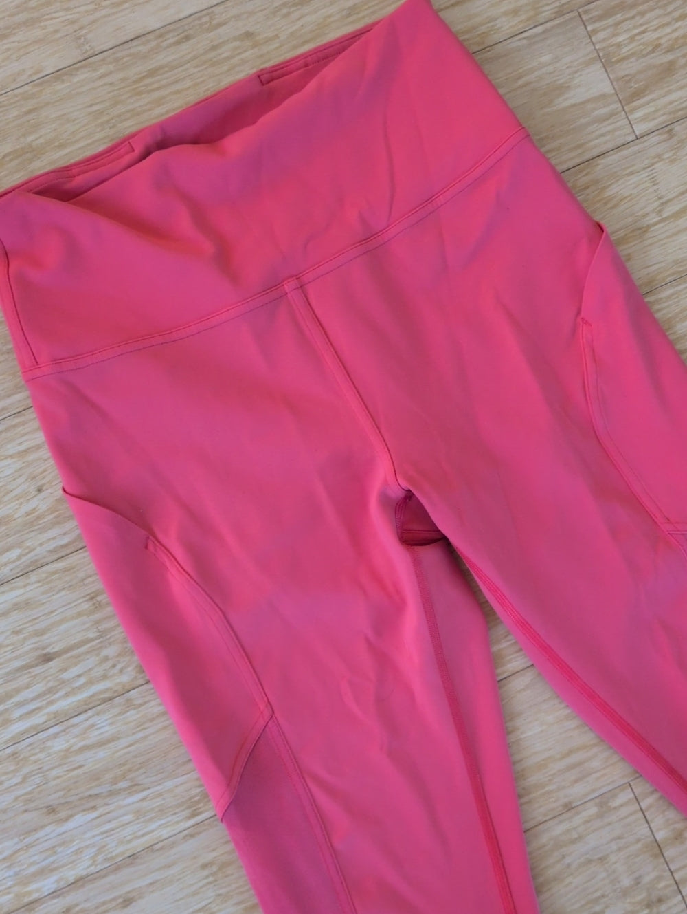 Lululemon Pink/Coral Mesh Legging With Pockets Size 10