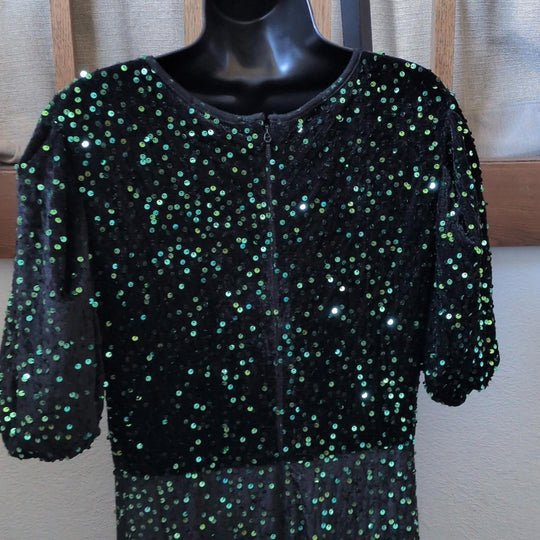 Ivy City Co Vivian Green Velvet Sparkle Holiday Dress - Large