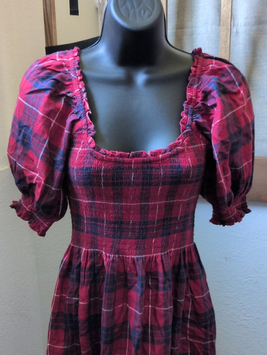 Hill House Home Louisa Nap Dress In Cherry Tartan Size Est. S / XS