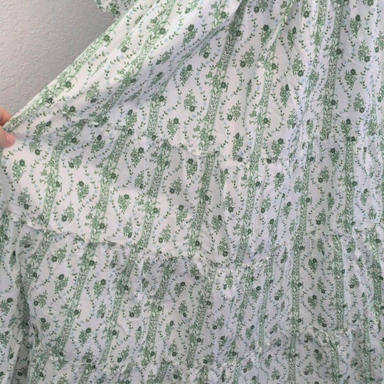 Hill House Home Nesli Nap Dress In Green Vine Print - Large