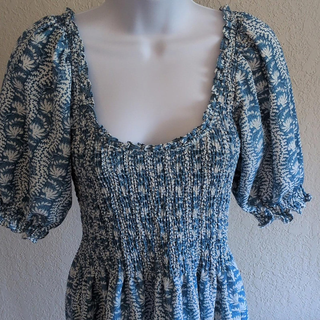 Hill House home rare Louisa nap dress in trailing blue vine