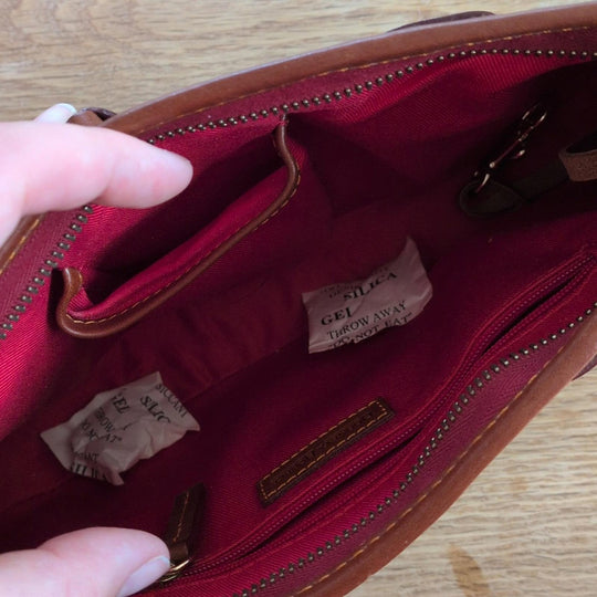 Vintage Dooney And Bourke Jean Tassel Zip Top Shoulder Bag