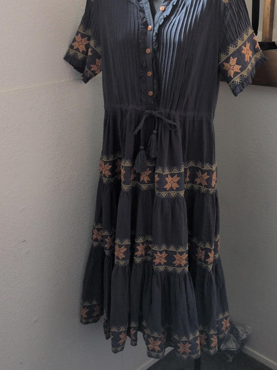 Soft Navy embroidered Ivy City Co Capri Dress - Small