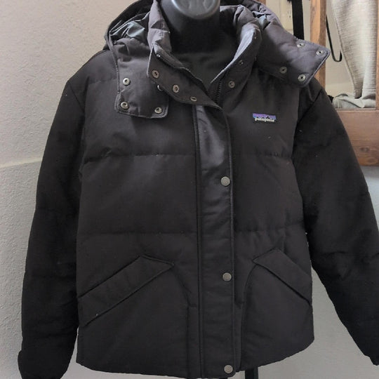 Patagonia Women's Downdrift Jacket In Dark Brown - Medium