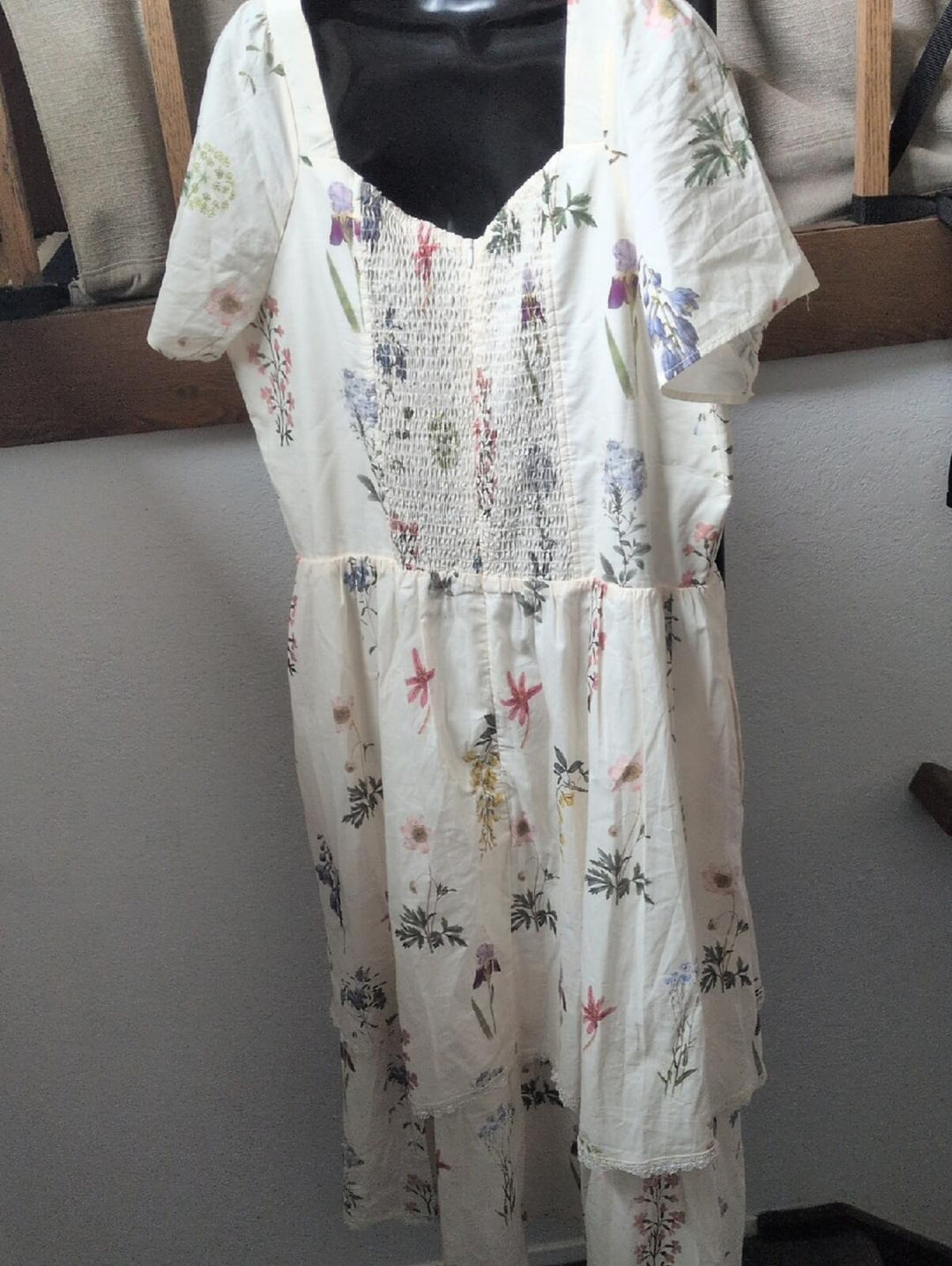 Ivy City Co Marie Midi Dress In Creme Floral Size 1X
