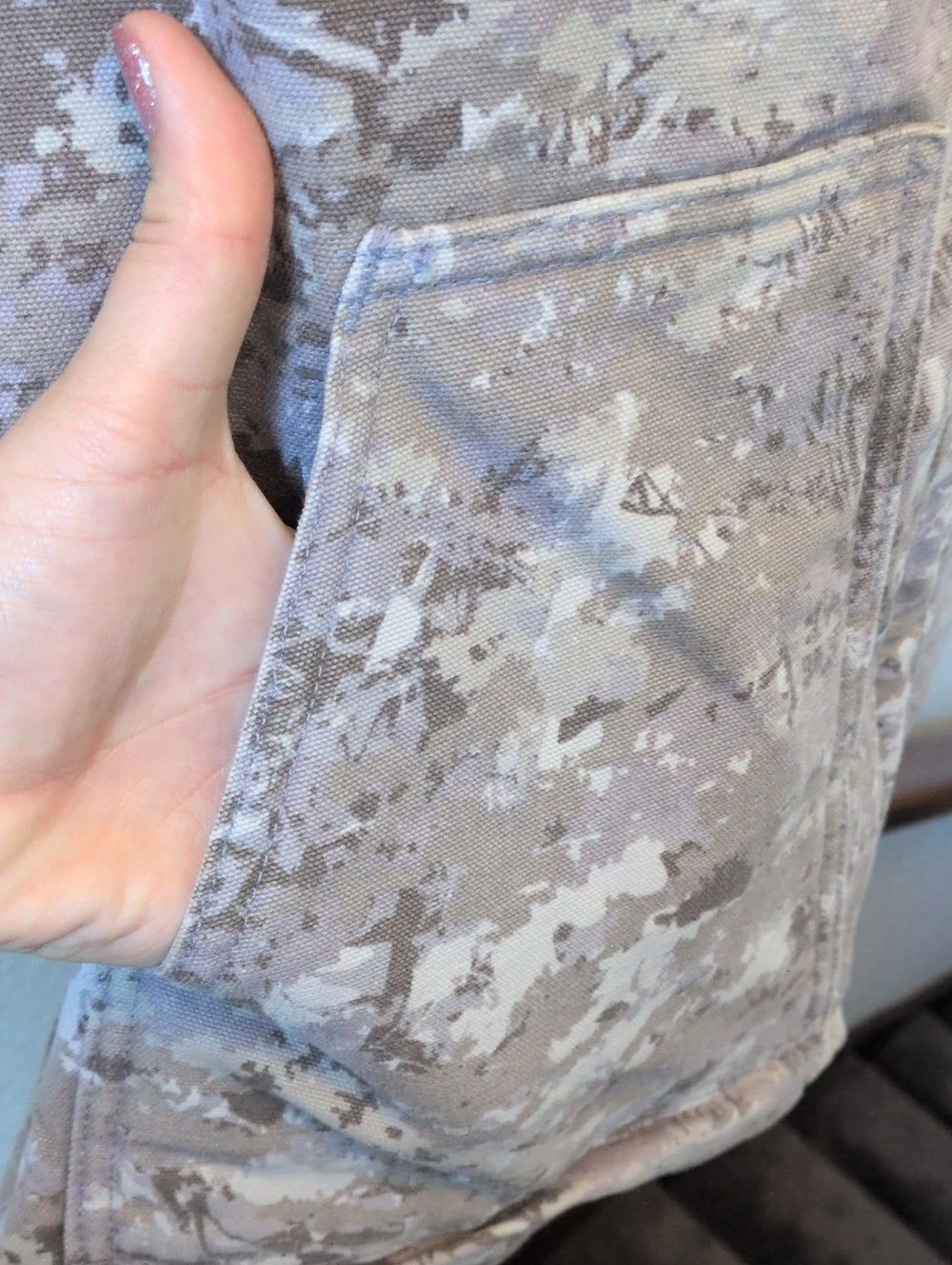 Carhartt Women's Washed Duck Sherpa-Lined Digital Camo Limited Edition Vest  - s
