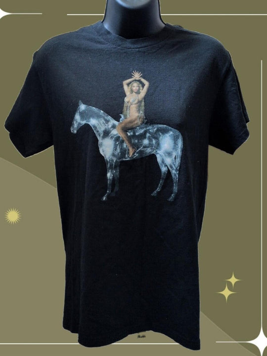 Black Beyoncé Renaissance World Tour graphic t-shirt Pose 1- Small