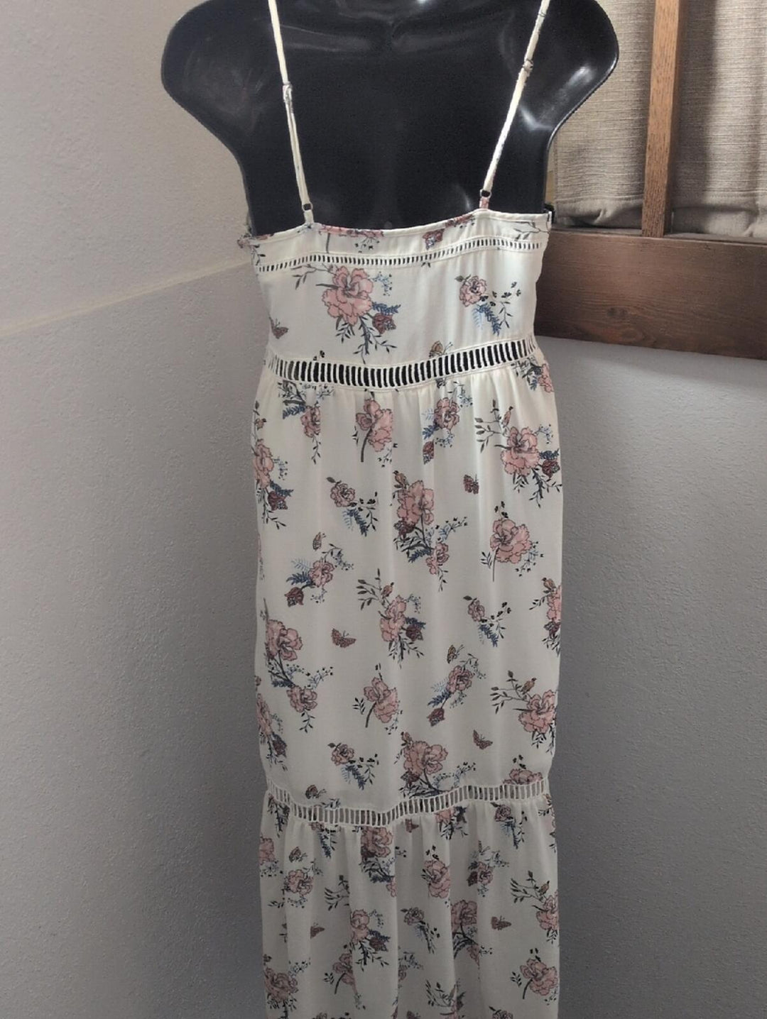 Abercrombie And Fitch Creme Bird And Butterfly Floral Maxi Dress - XSP
