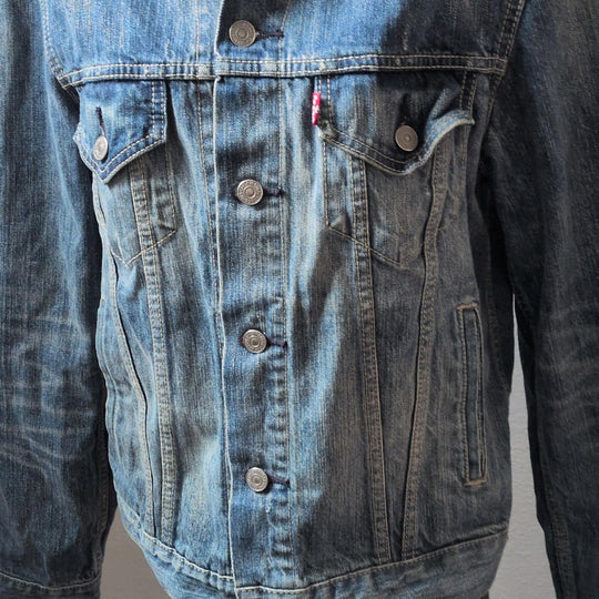 Levi's Mid Denim Jean Jacket - Small