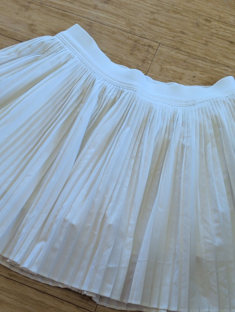 Old Navy Pleated White Tennis Mini Skort -  Small