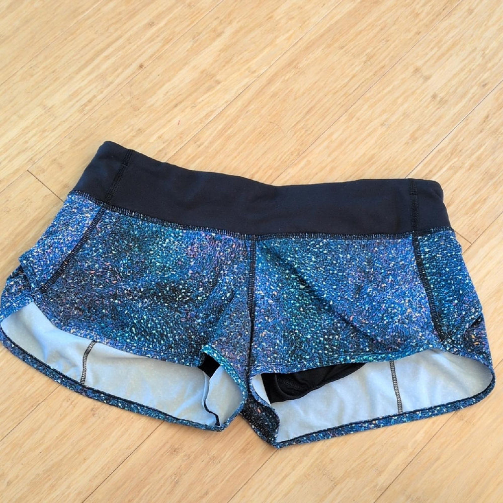 Lululemon Speed Shorts in "Strive Multi Black" Size 4