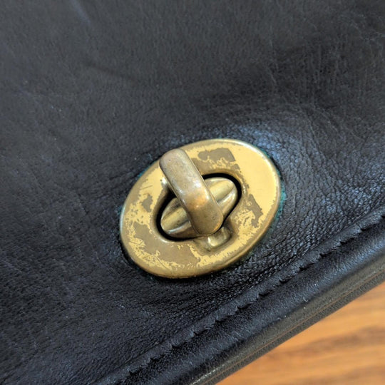 Vintage Coach Penny Pocket Purse Black