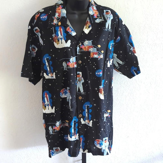Vintage men's NASA Kennedy space center button down shirt sleeve - Medium