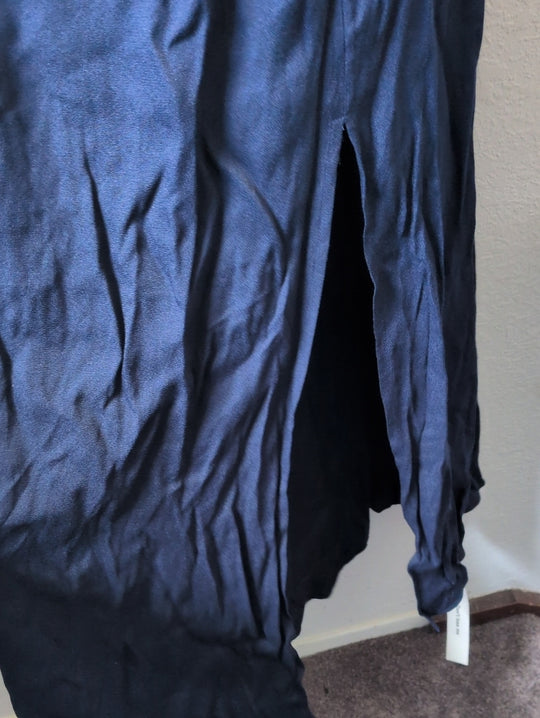Reformation Hailsey Dress In Dark Navy  - 8/ 10