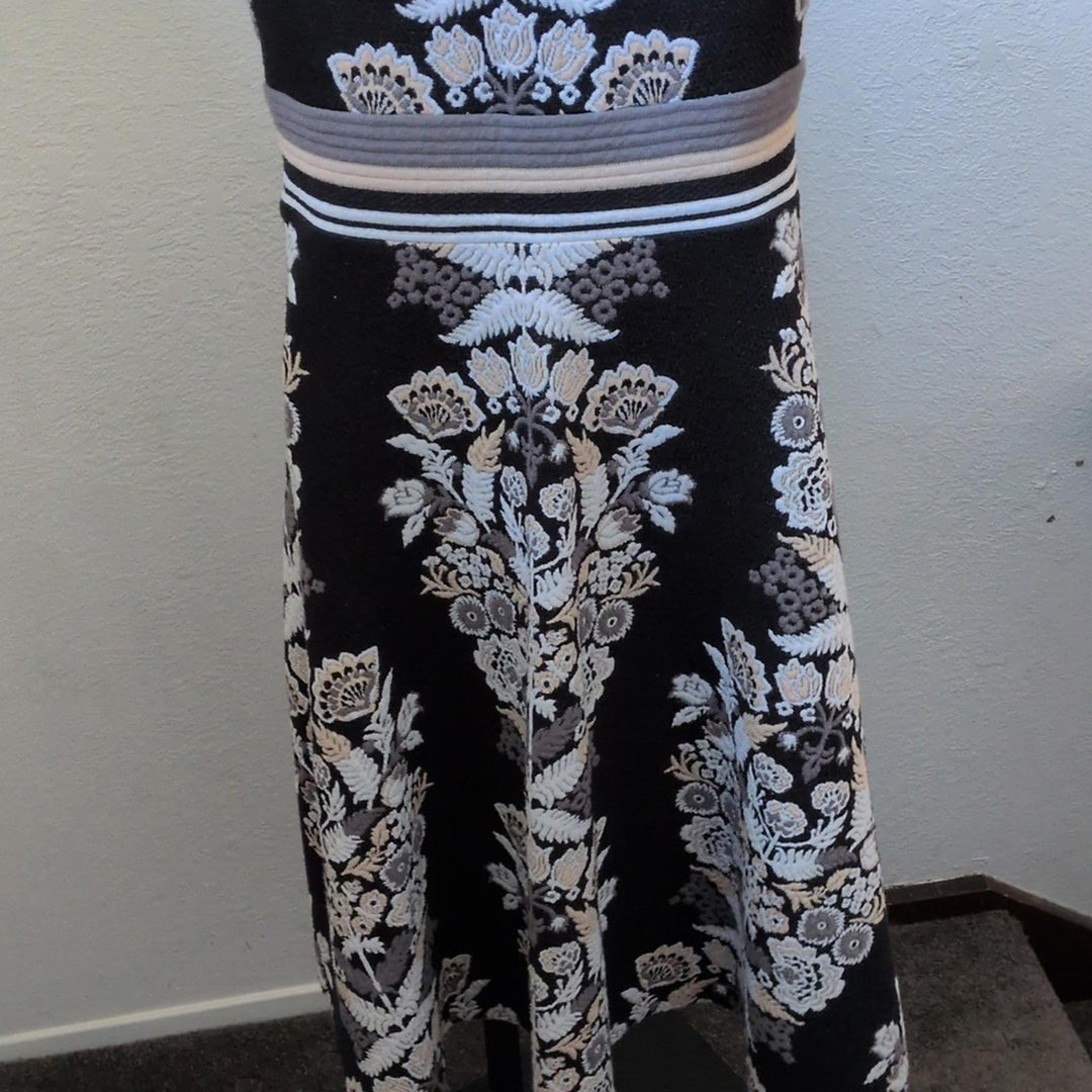 Ett:Twa Anthropologie Soiree Knit Embroidered Dress