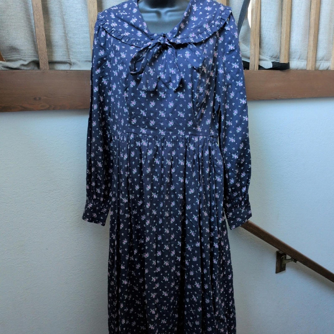 LAURA ASHLEY X JOANIE DYLLIS LINGTON FLORAL PRINT MIDI DRESS - US 8