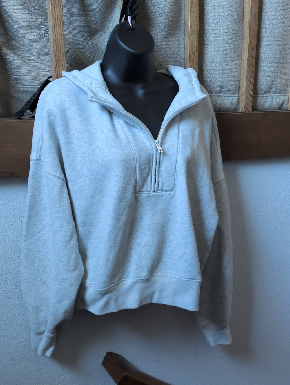 Abercrombie And Fitch Soft AF Essentials Collection Quarter Zip - M