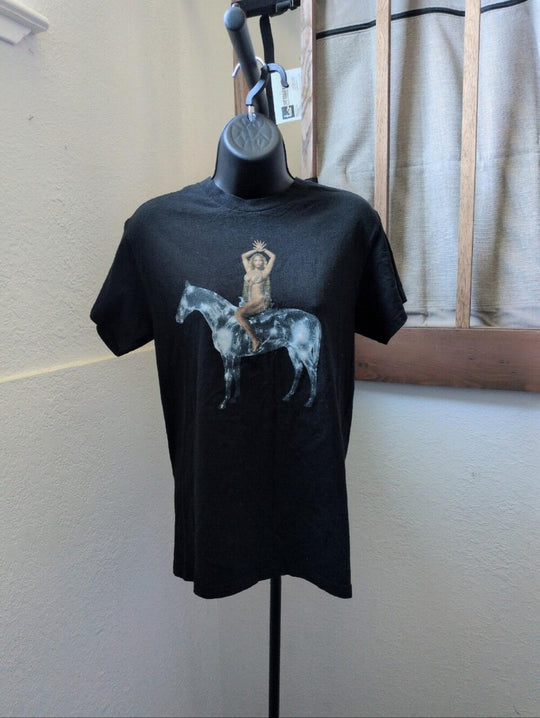 Black Beyoncé Renaissance World Tour graphic t-shirt Pose 1- Small
