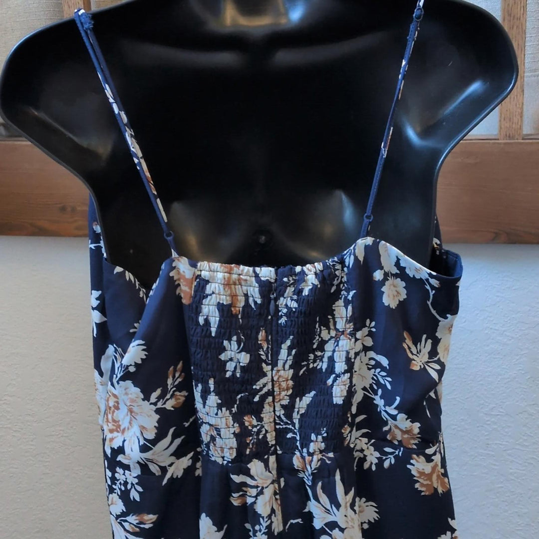Abercrombie & Fitch Camille Dress In Navy Floral - Large.