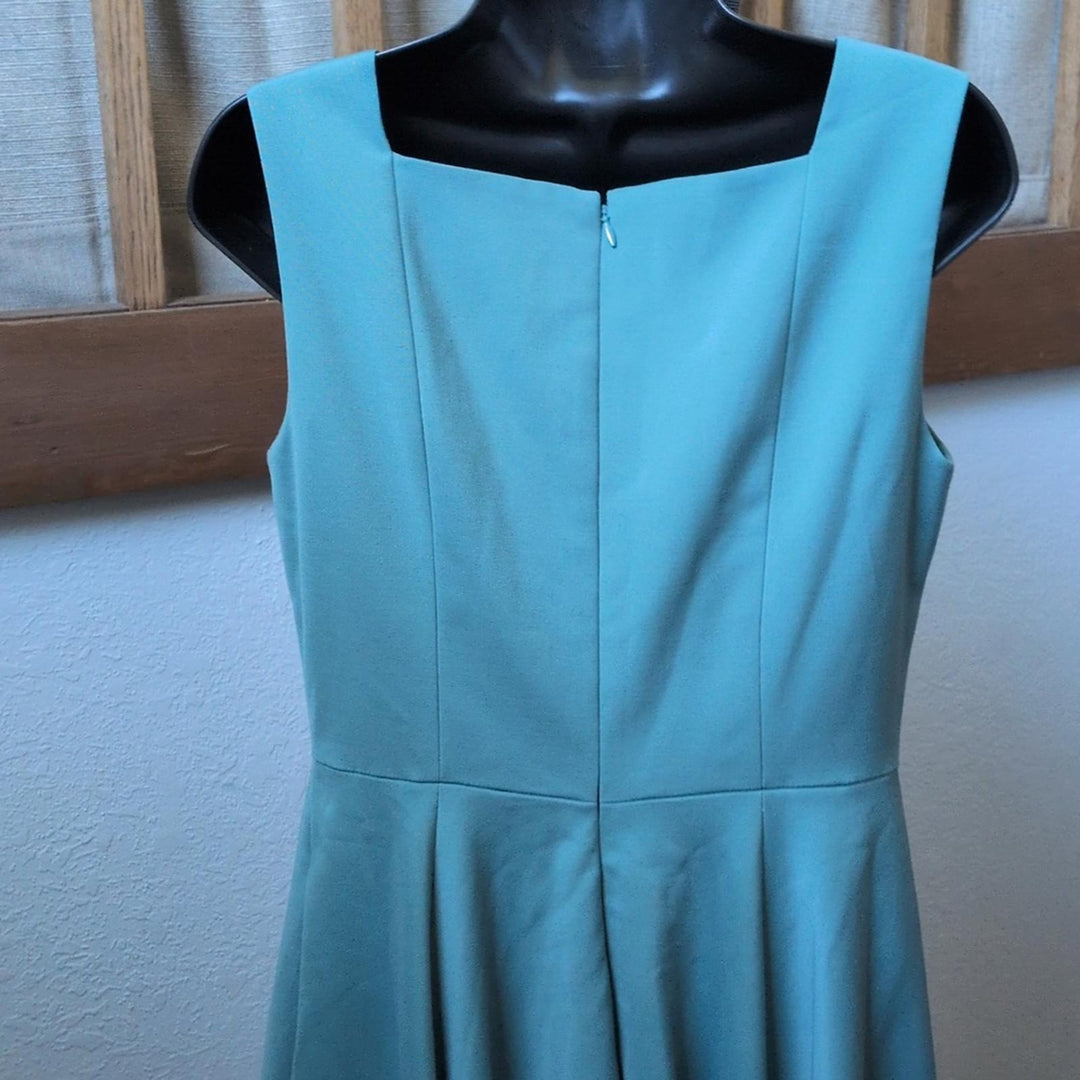 Gal Meets Glam Zoe Bow Neckline Fit And Flare Dress - US 8