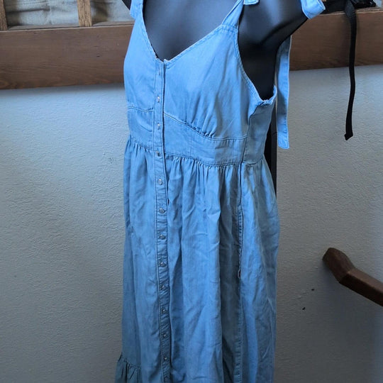 Levi's Katherine Jean Tiered Maxi Dress - Small