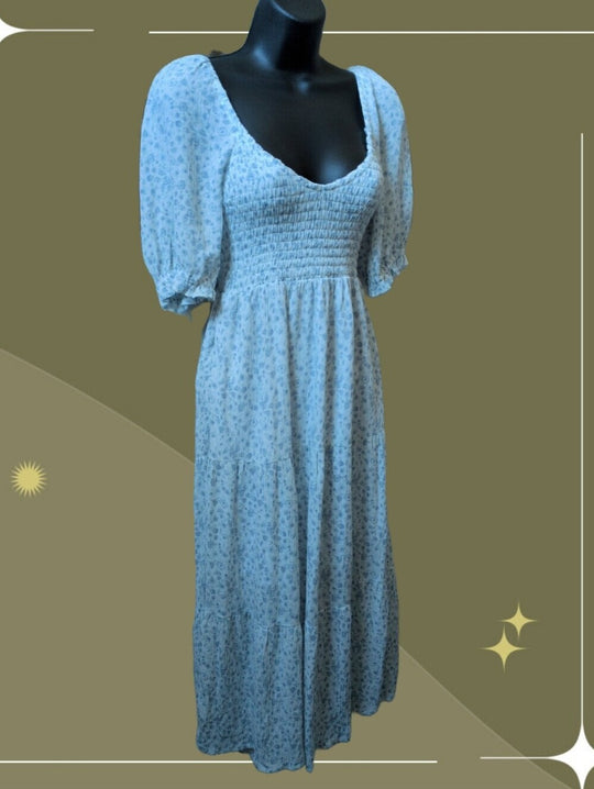 Abercrombie & Fitch light blue floral ruched or smocked midi dress size s