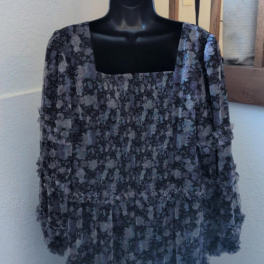 Ivy City Co Catherine Dress In Dark Floral - Extra Large