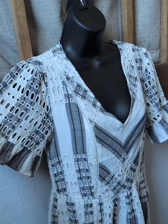 Anthropologie Ett:twa Striped Eyelet Romper size US 8.