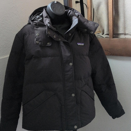 Patagonia Women's Downdrift Jacket In Dark Brown - Medium