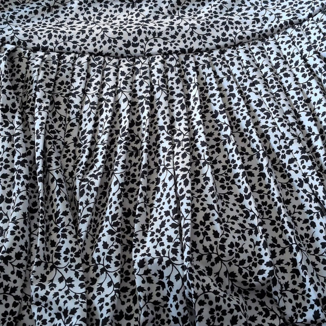 Laura Ashley Black And White Floral Tennis Mini Skirt - Medium