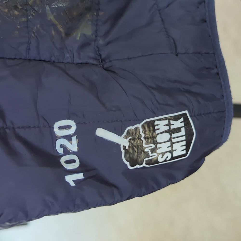 One of a kind! snow milk reworked vest