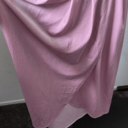 Jessakae Velvet Mauve Tulip Hem Midi Dress - Medium
